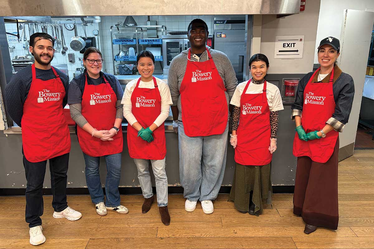 Volunteers at The Bowery Mission's Tribeca location